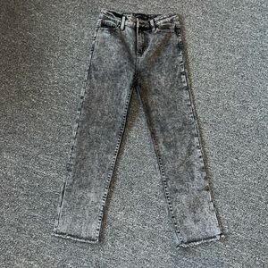 Women’s black straight jeans size 26